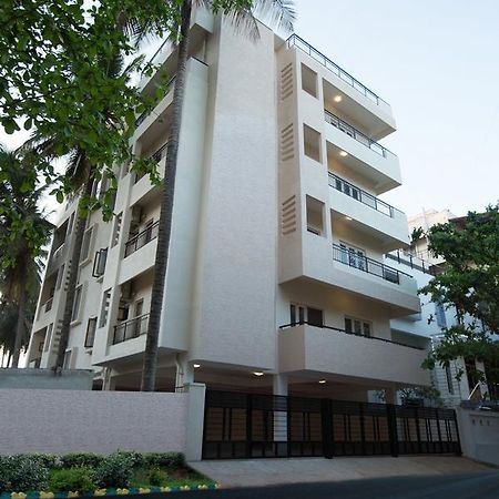 Benaka Suites Bangalore Luaran gambar