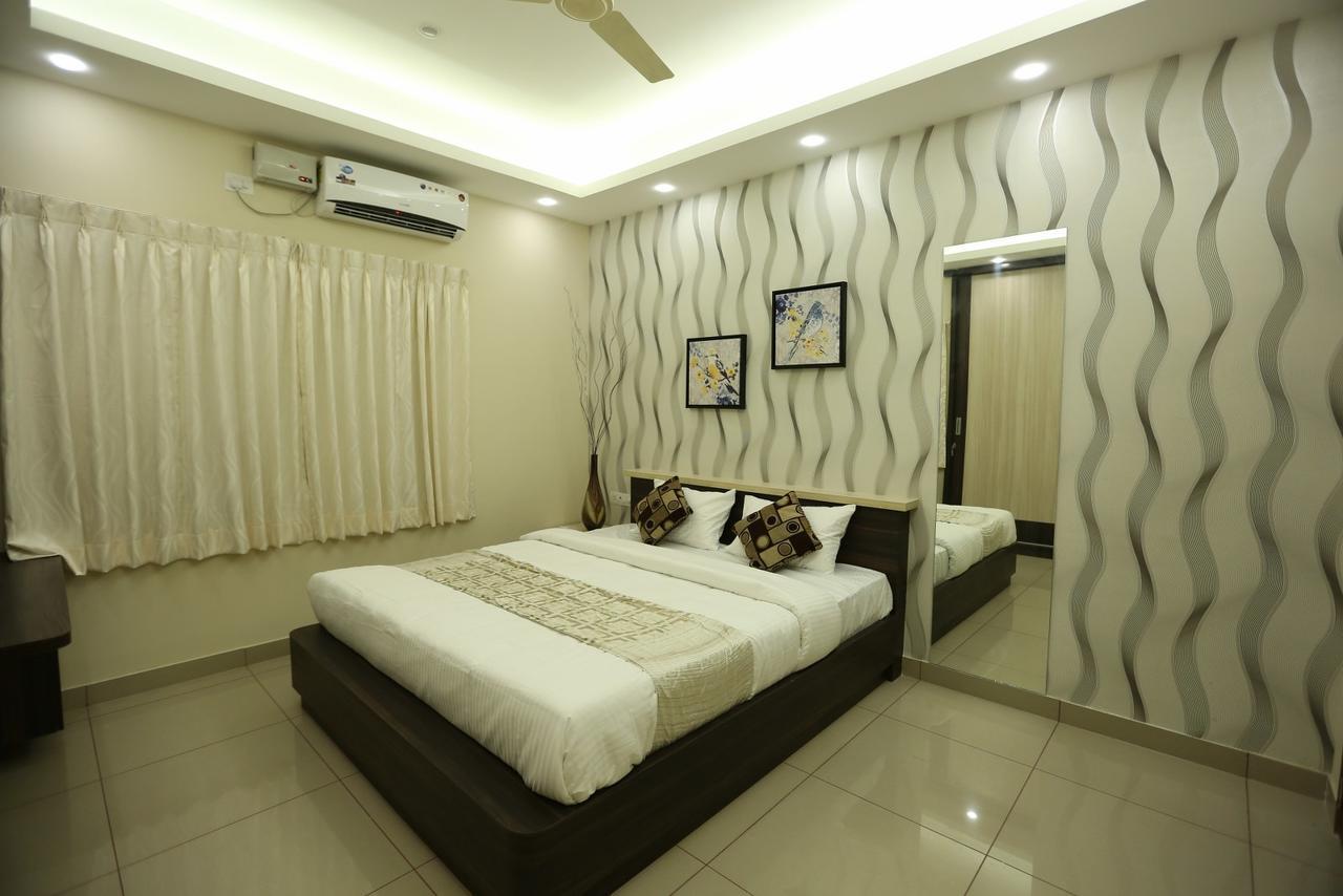Benaka Suites Bangalore Luaran gambar